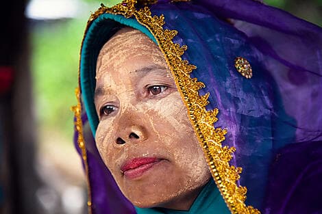 22 Nov 26 > 21 Nov 26 - Badas, Sumbawa