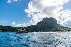 Croisière au coucher du soleil en pirogue à balancier
