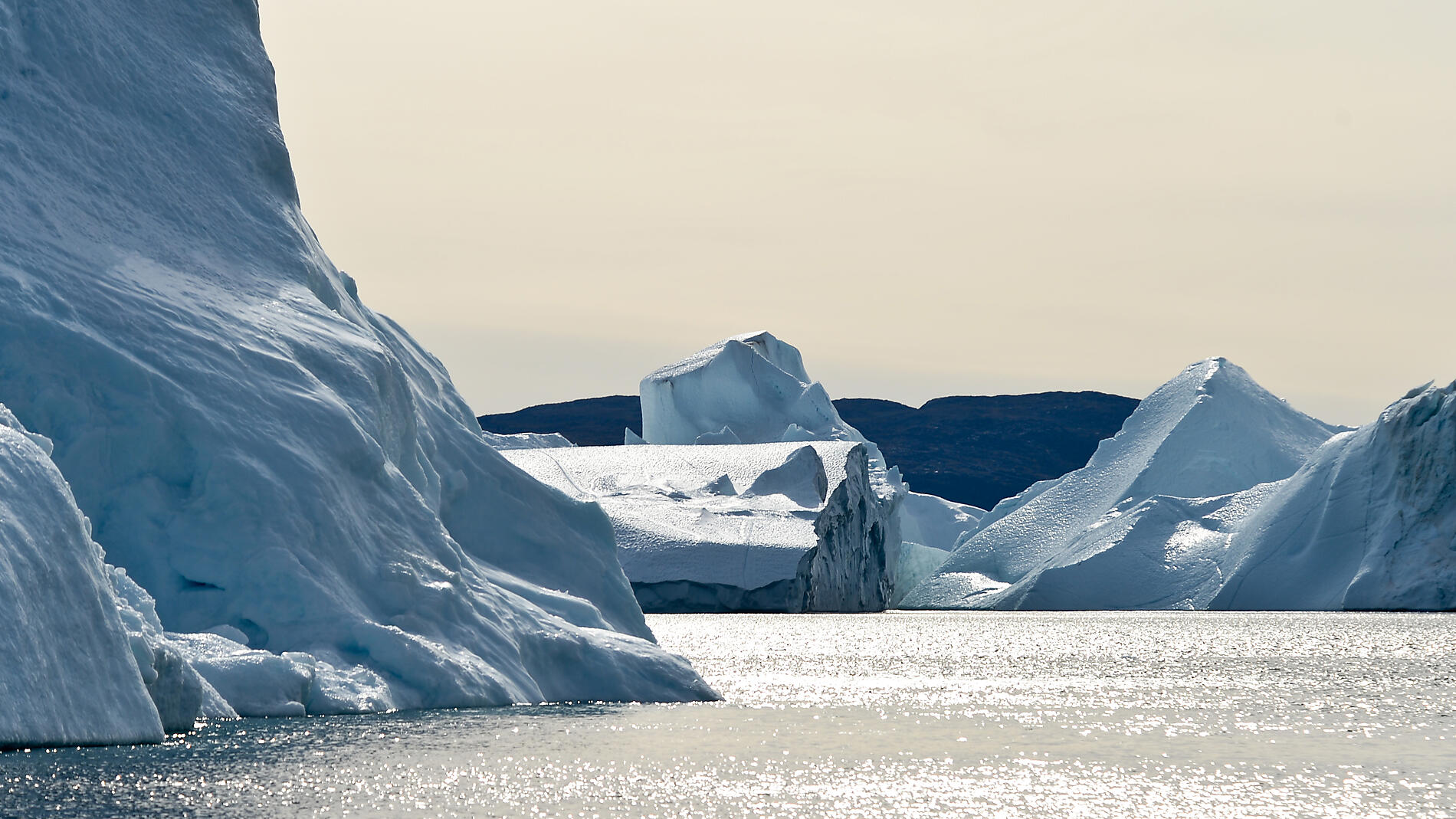 Printemps arctique entre glaces et communautés inuites Printemps arctique entre glaces et communautés inuites